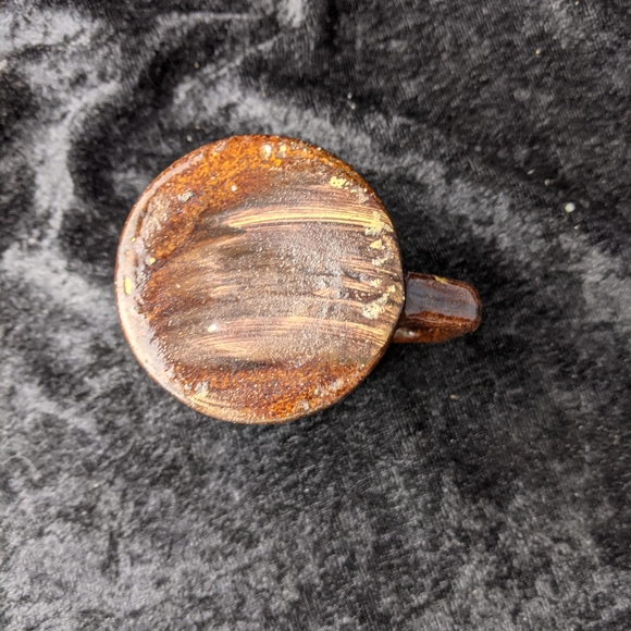 Vintage stoneware brown & teal kids size mug - Picture 5 of 5